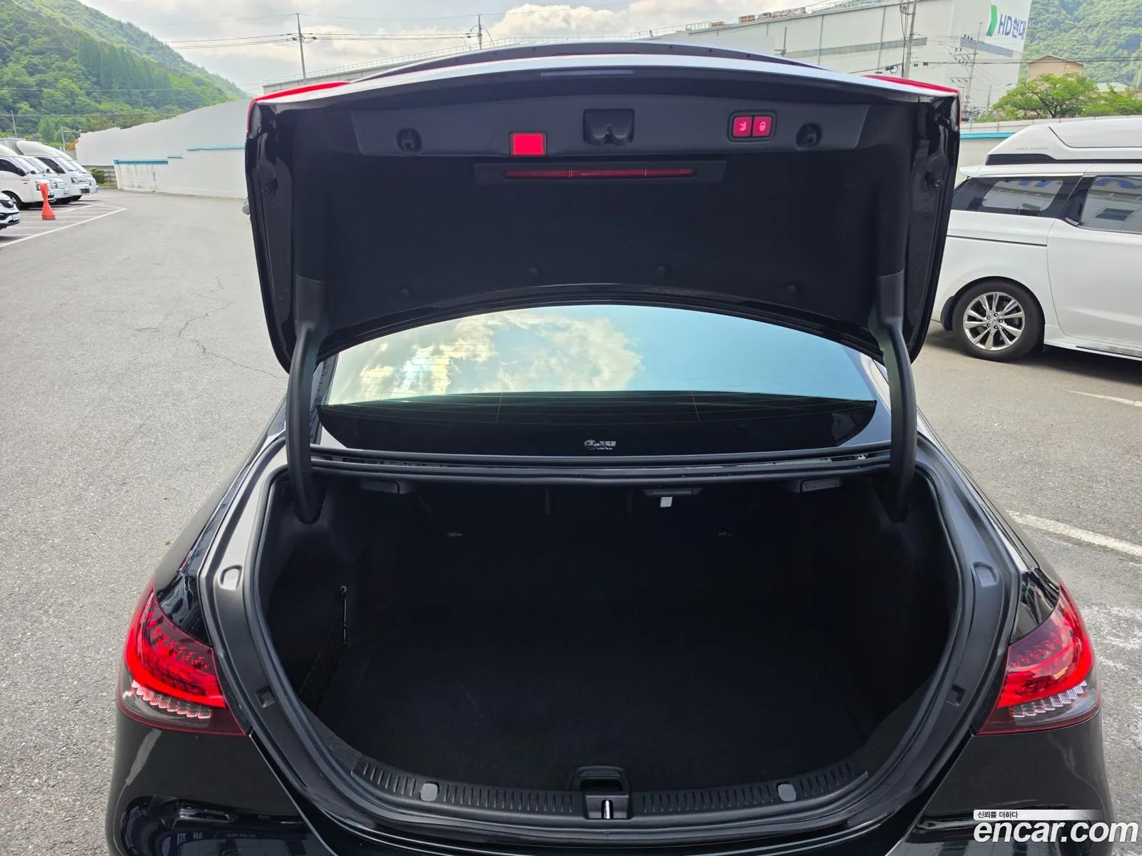 Mercedes-Benz E-Class W213 2021 — 16
