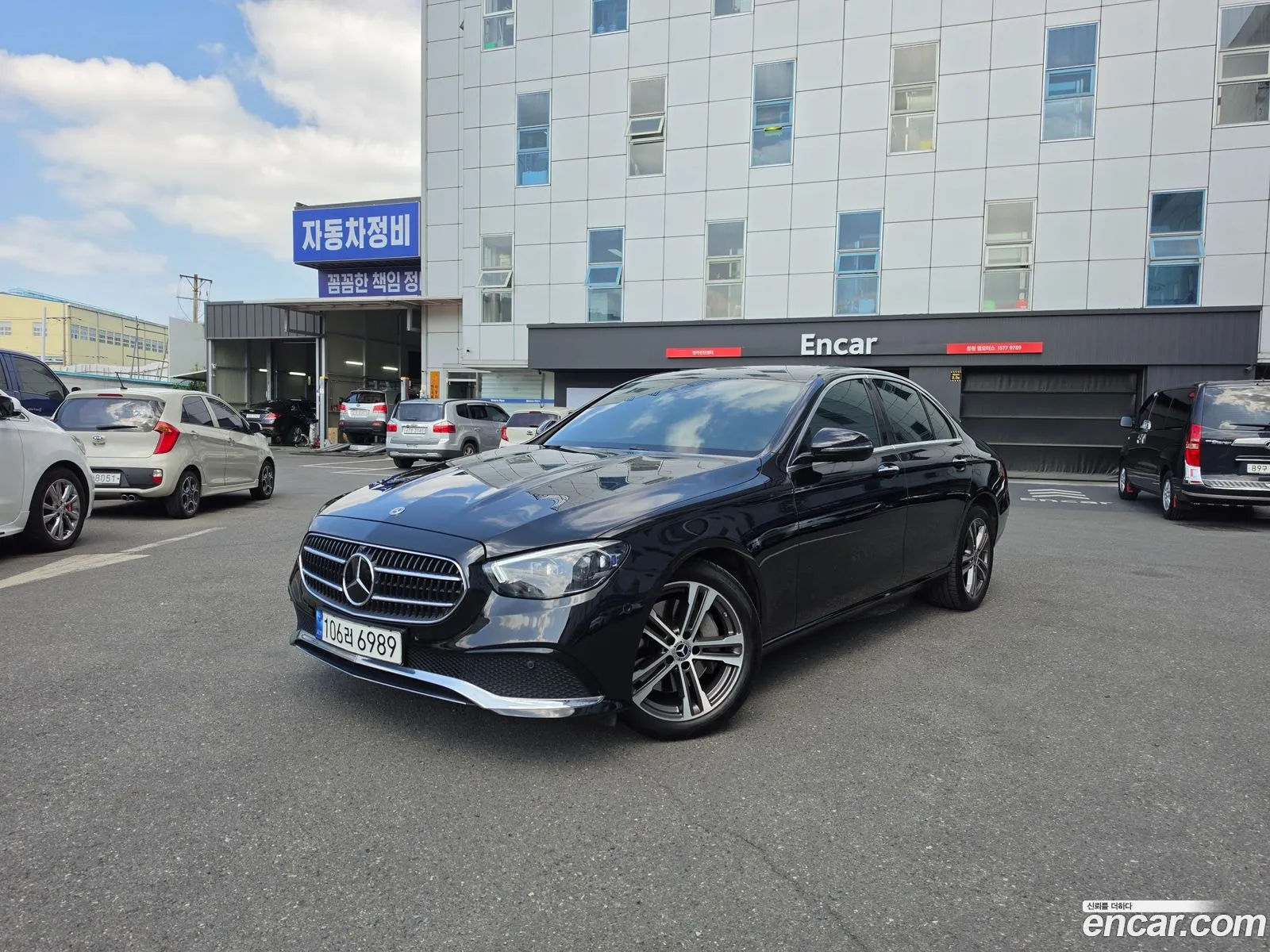 Mercedes-Benz E-Class W213 2021 — 18