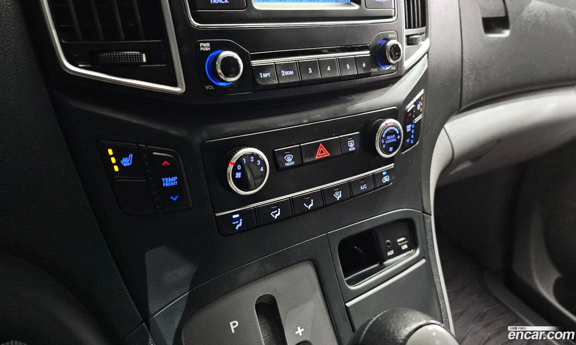 Hyundai Grand Starex 2020 — 30