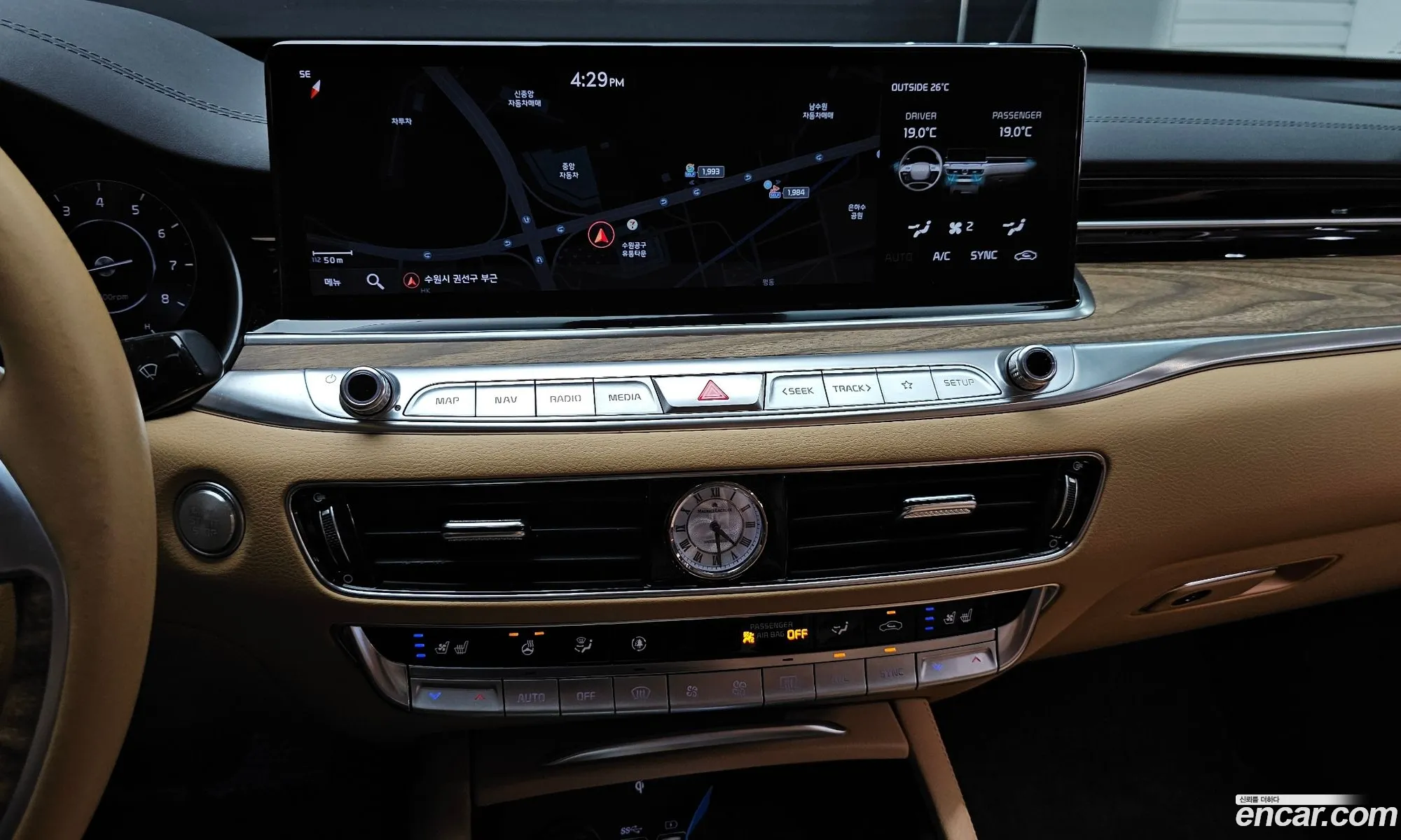 Kia K9 2021 KNAS2418DNS037111 — 26