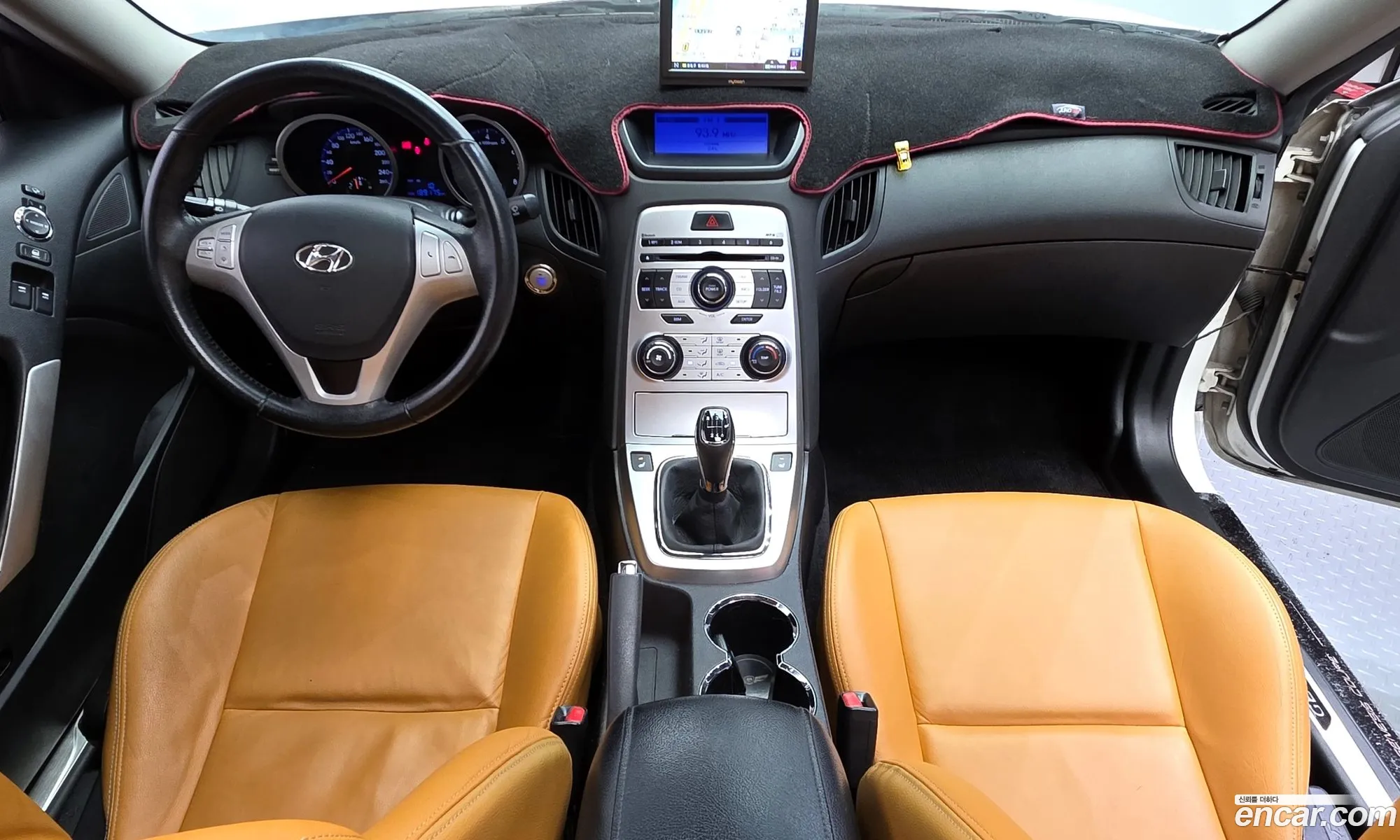 Hyundai Genesis Coupe 2009 KMHHT61DAAU027449 — 7