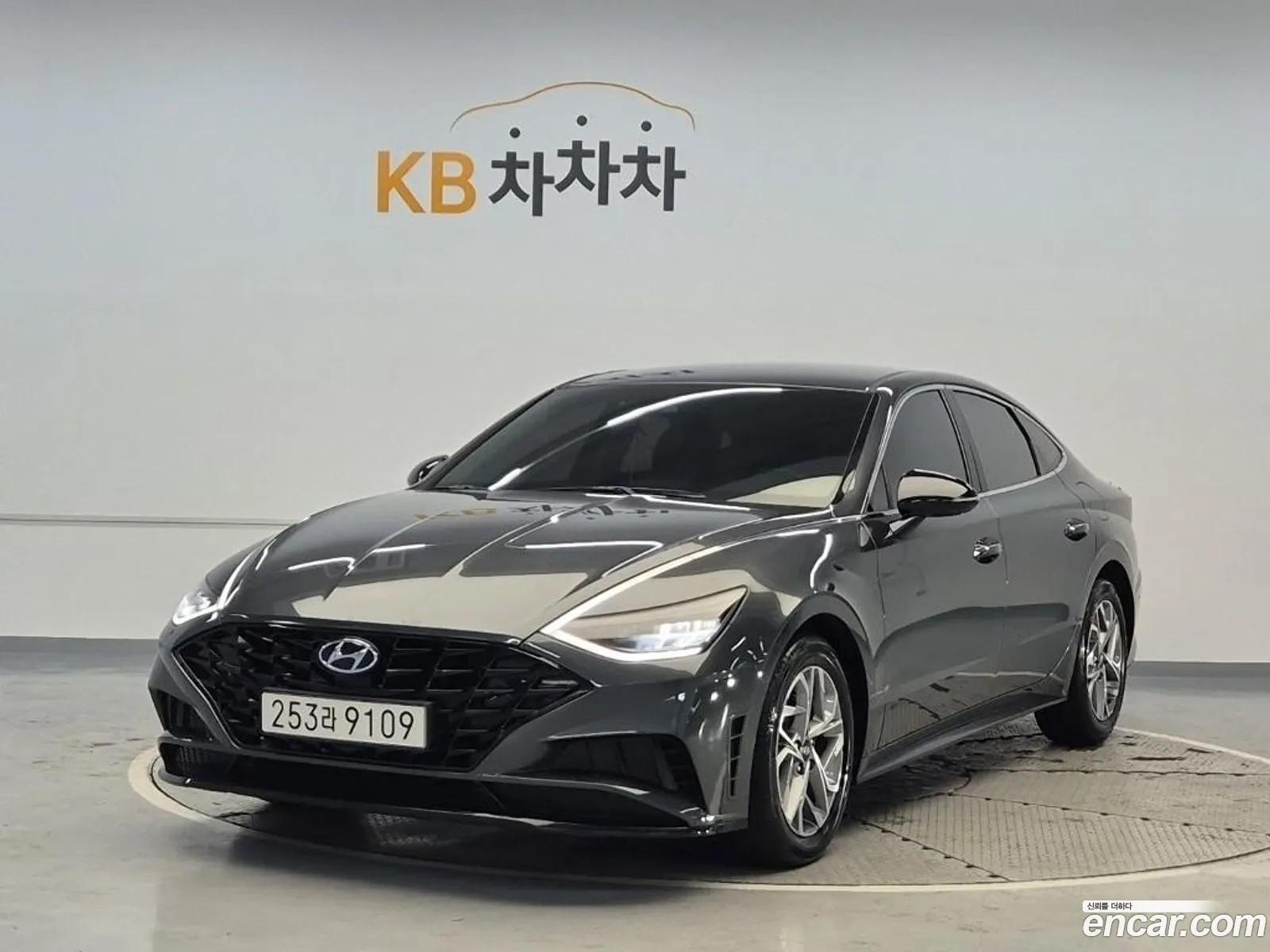 Hyundai Sonata 2022 — 18