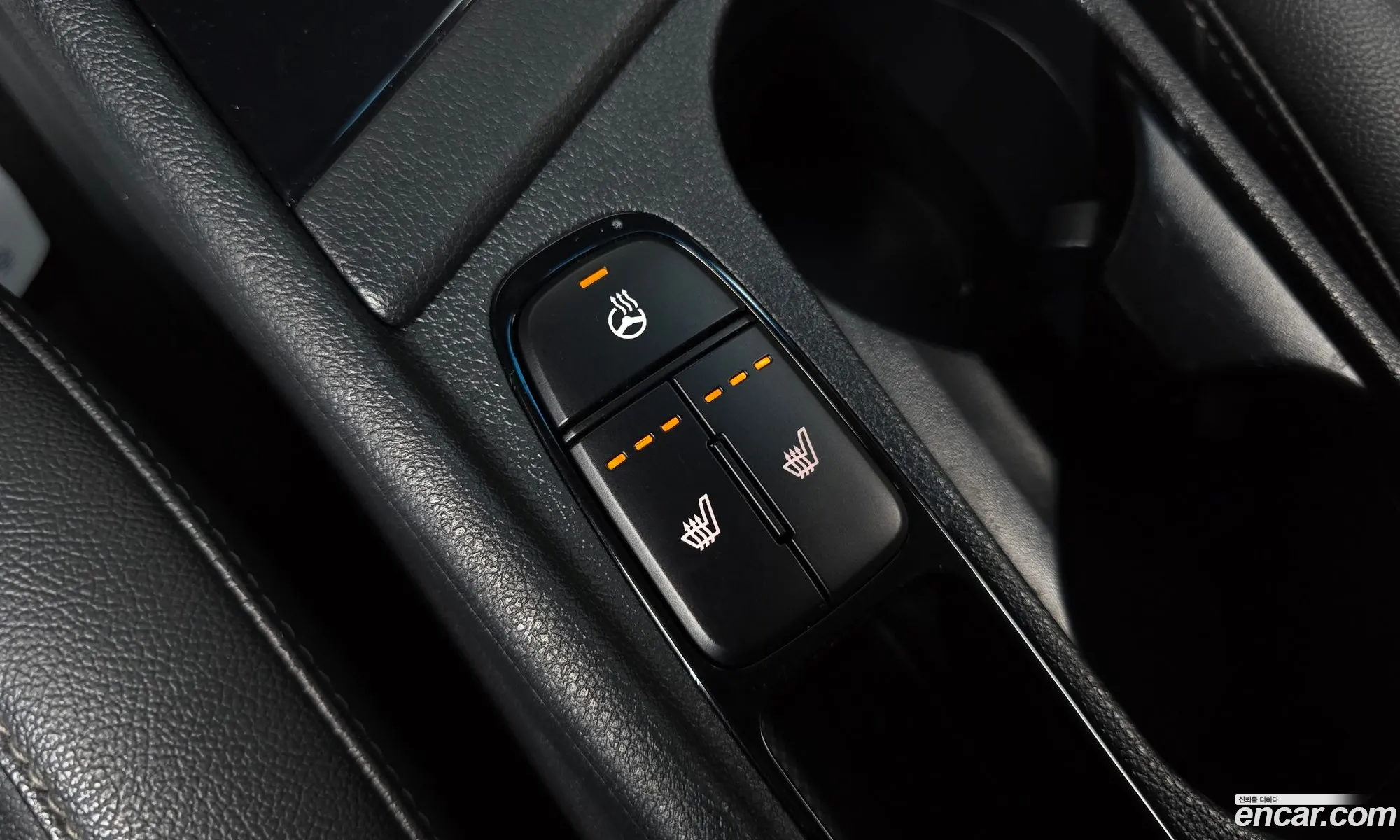Kia Niro 2019 KNACB81CGLA348643 — 4
