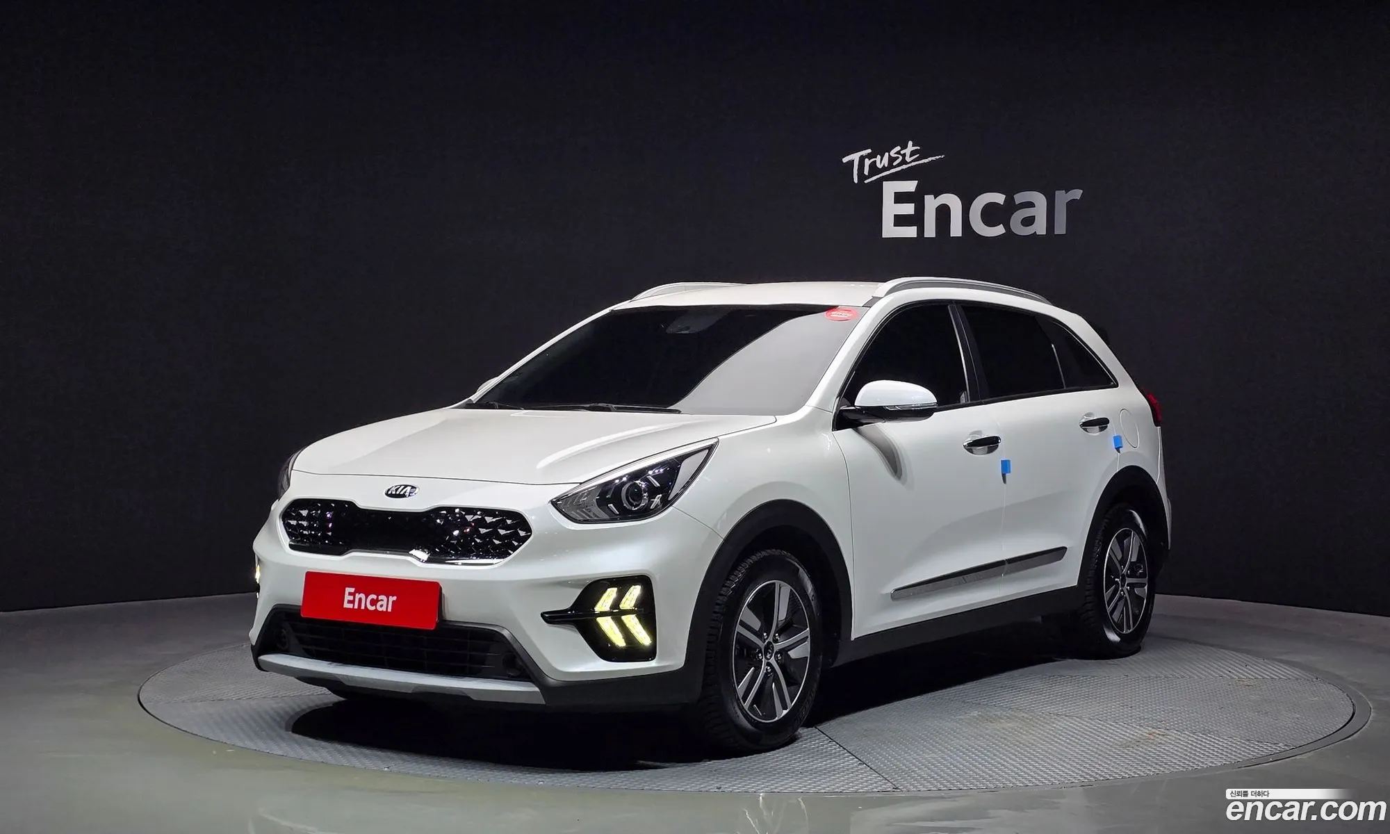 Kia Niro 2019 KNACB81CGLA348643 — 8