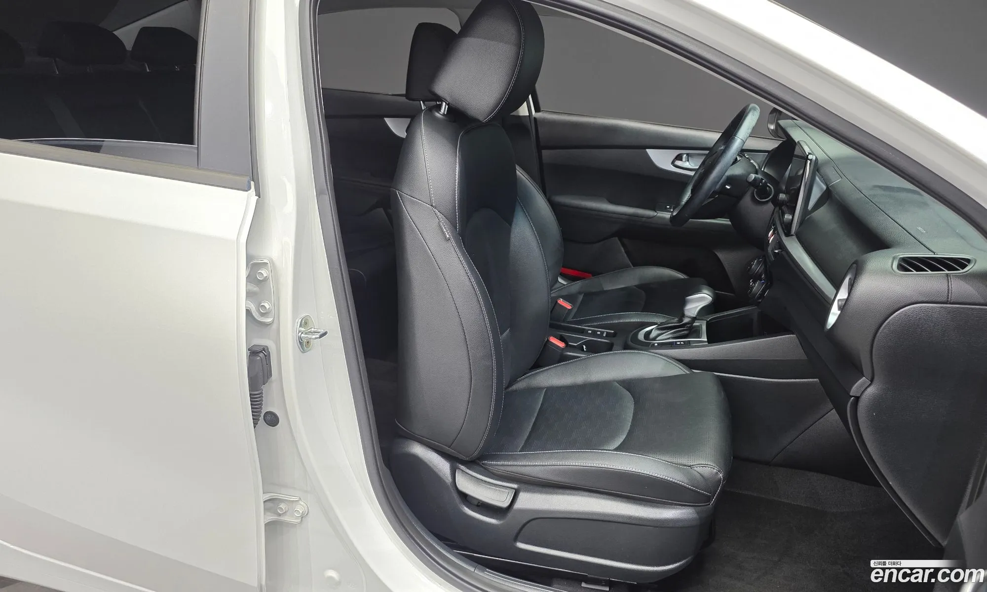 Kia K3 2021 KNAF241BENA922441 — 22