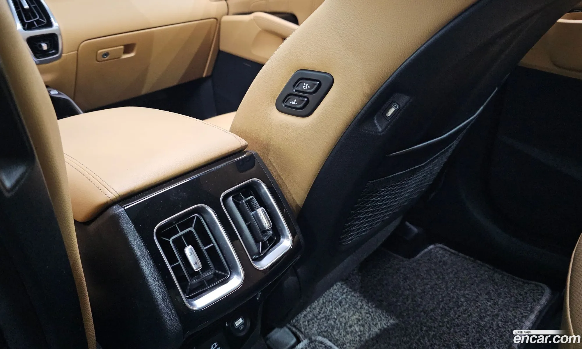 Kia Sorento 2022 — 32