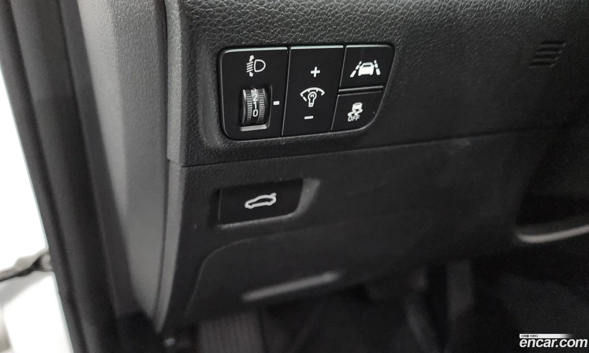 Kia K5 2020 KNAG141ABLA049278 — 5