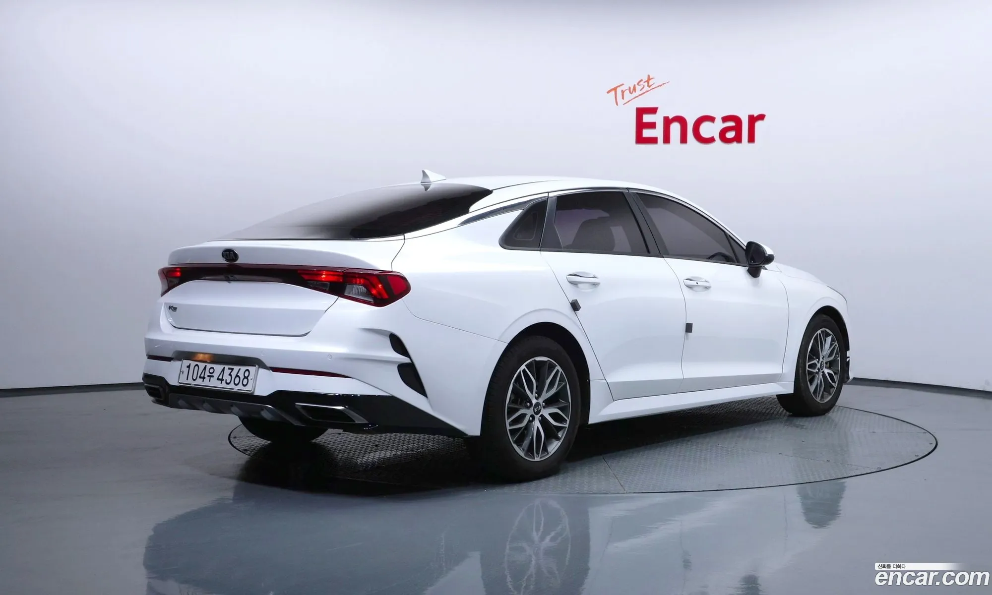 Kia K5 2020 KNAG141ABLA049278 — 12
