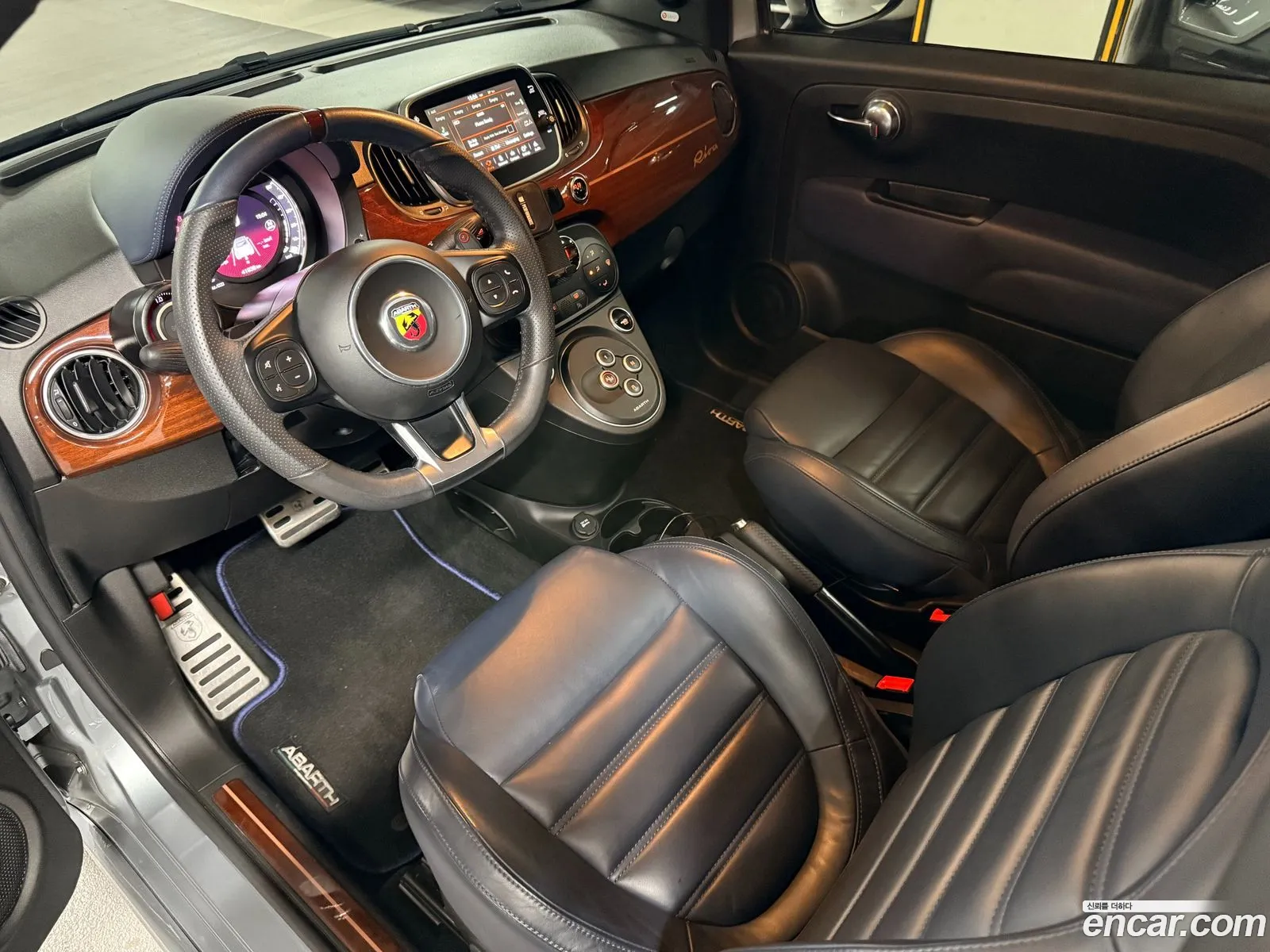 Fiat 500C 2019 — 10