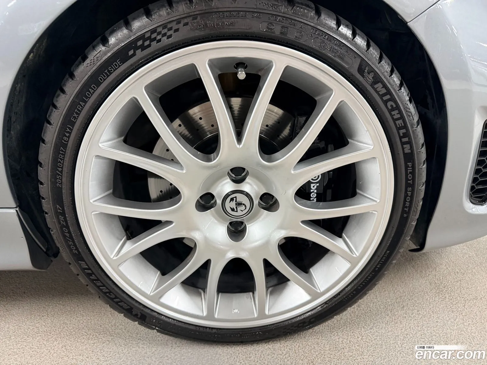 Fiat 500C 2019 — 14