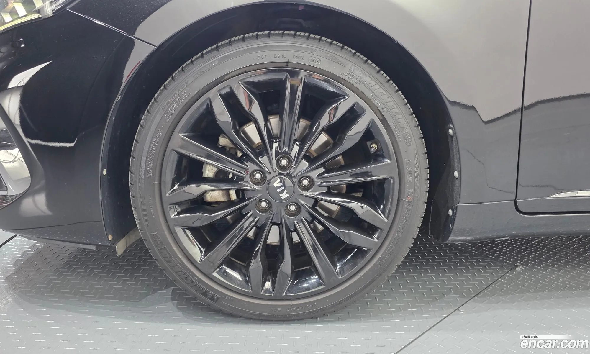 Kia K7 Premier 2019 KNALD416BLA190234 — 2
