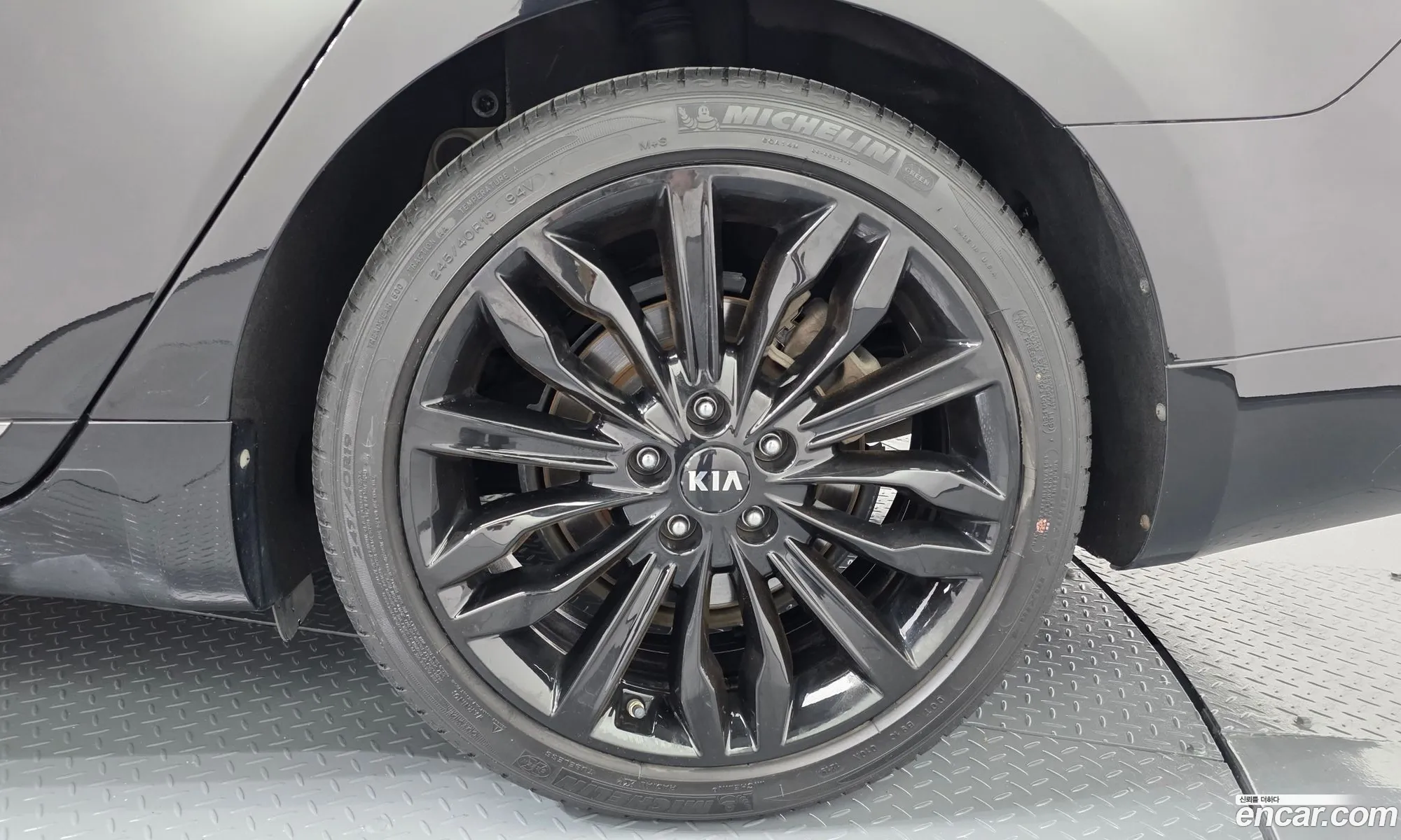 Kia K7 Premier 2019 KNALD416BLA190234 — 7