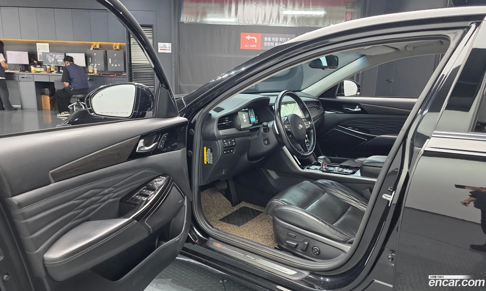 Kia K7 Premier 2019 KNALD416BLA190234 — 29