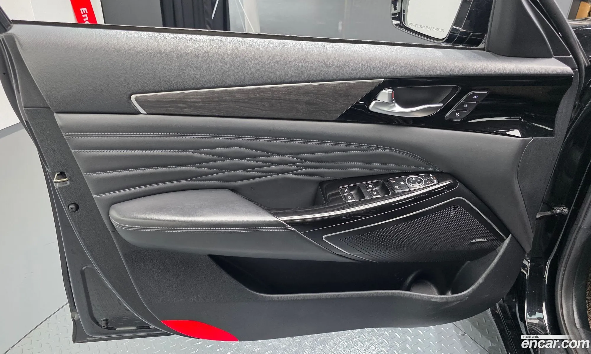 Kia K7 Premier 2019 KNALD416BLA190234 — 10