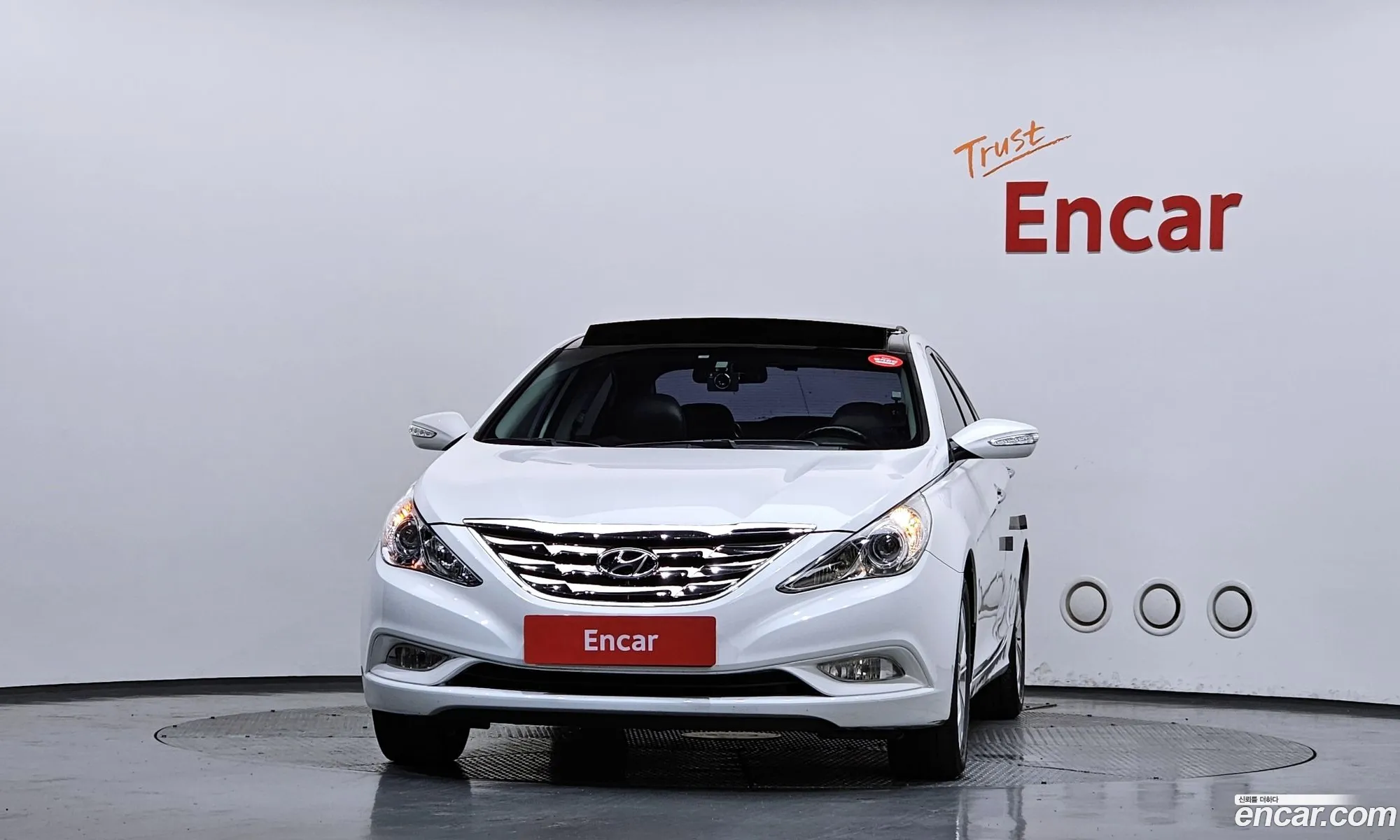 Hyundai YF Sonata 2011 KMHEC41BBBA342639 — 4