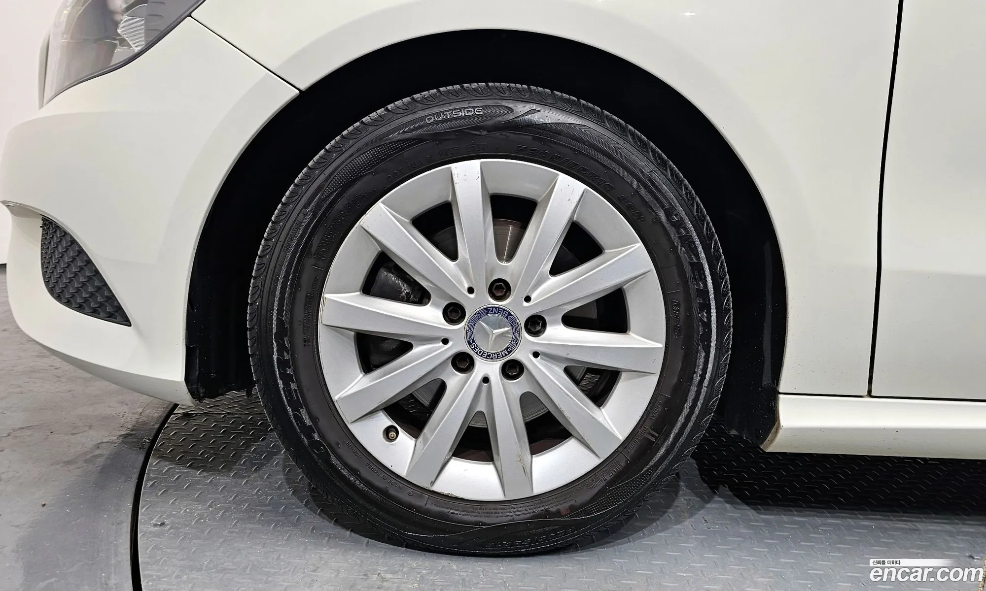 Mercedes-Benz A-Class W176 2014 WDDBF0BB6EJ164219 — 10