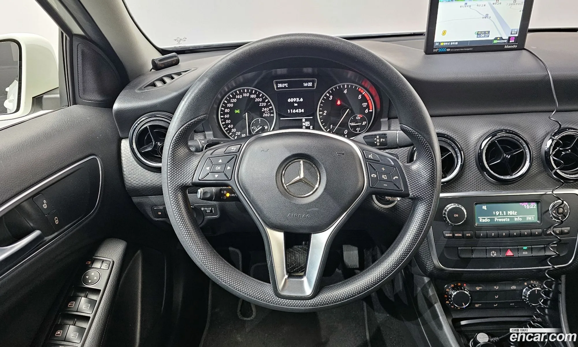 Mercedes-Benz A-Class W176 2014 WDDBF0BB6EJ164219 — 8