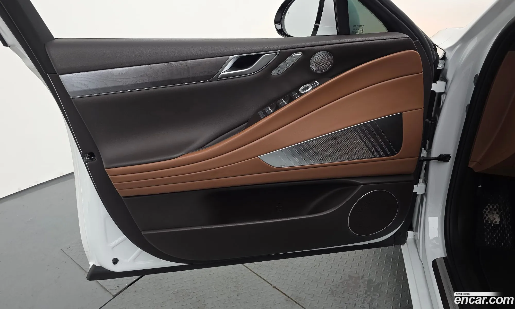 Genesis G80 2021 — 28