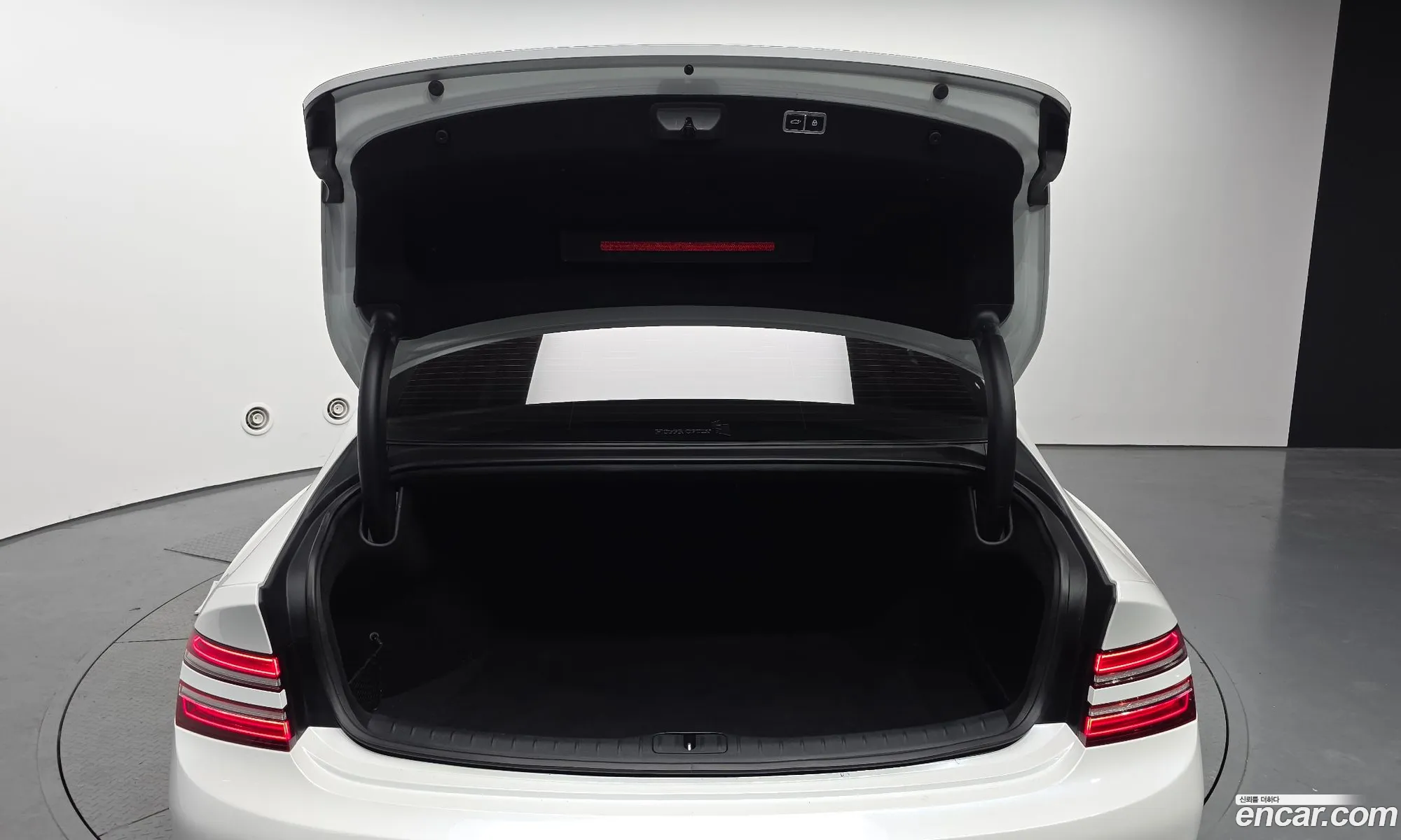 Genesis G80 2021 — 10