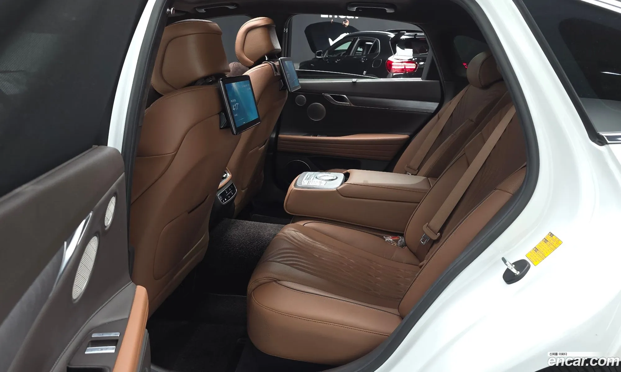 Genesis G80 2021 — 13