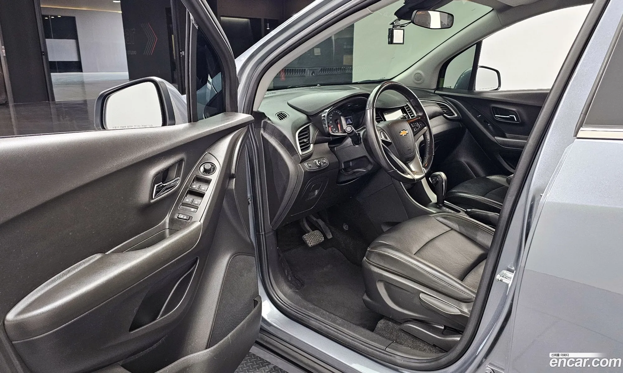 Chevrolet (GM Daewoo) Trax 2019 KLABA76BDKB833769 — 17