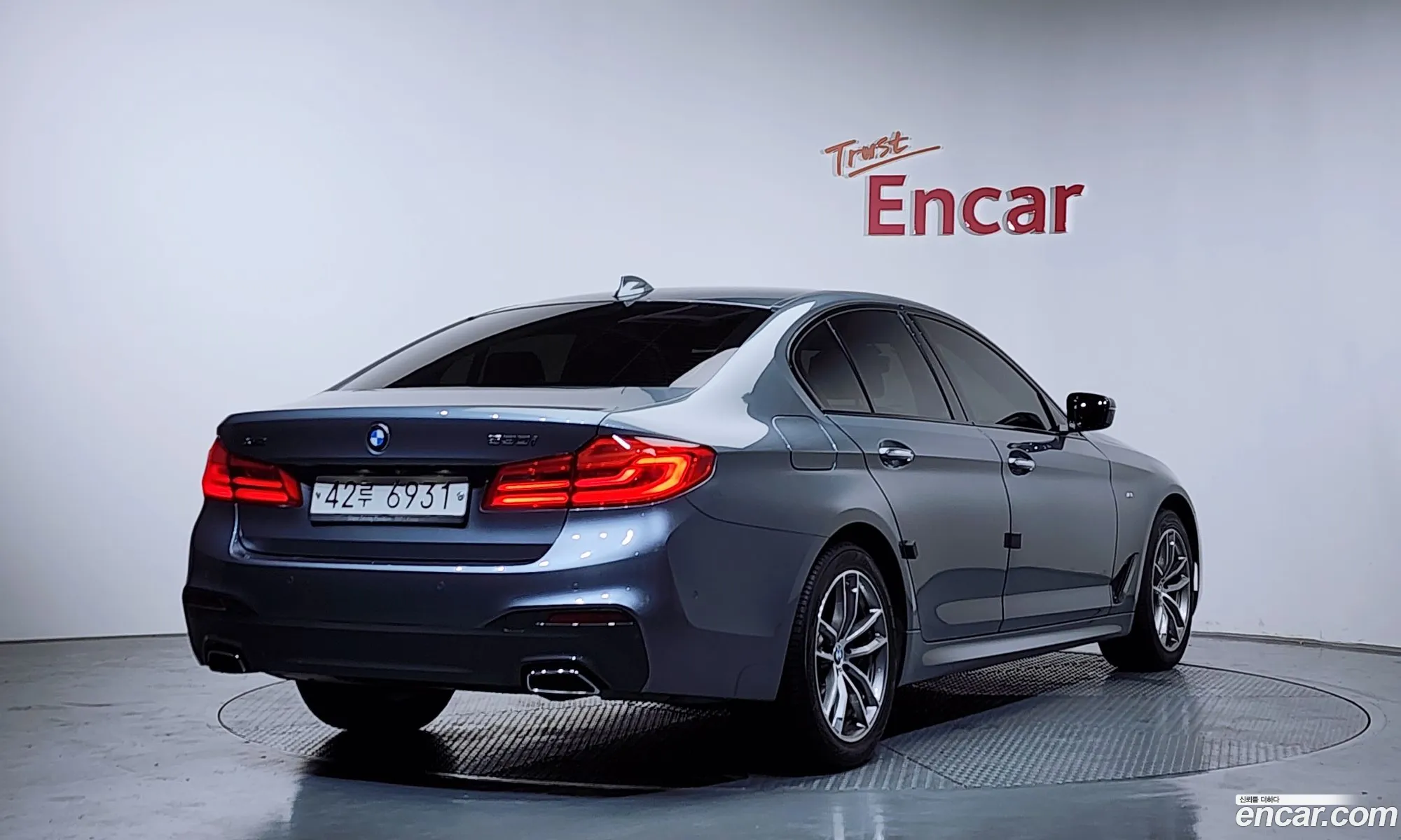 BMW 5 Series 2017 — 12