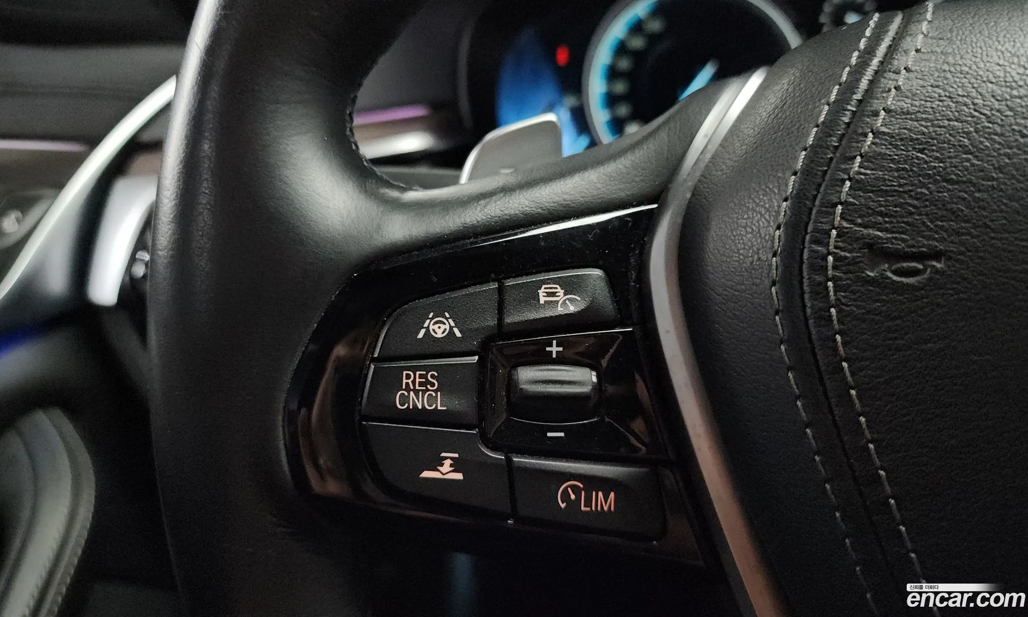 BMW 5 Series 2017 — 10