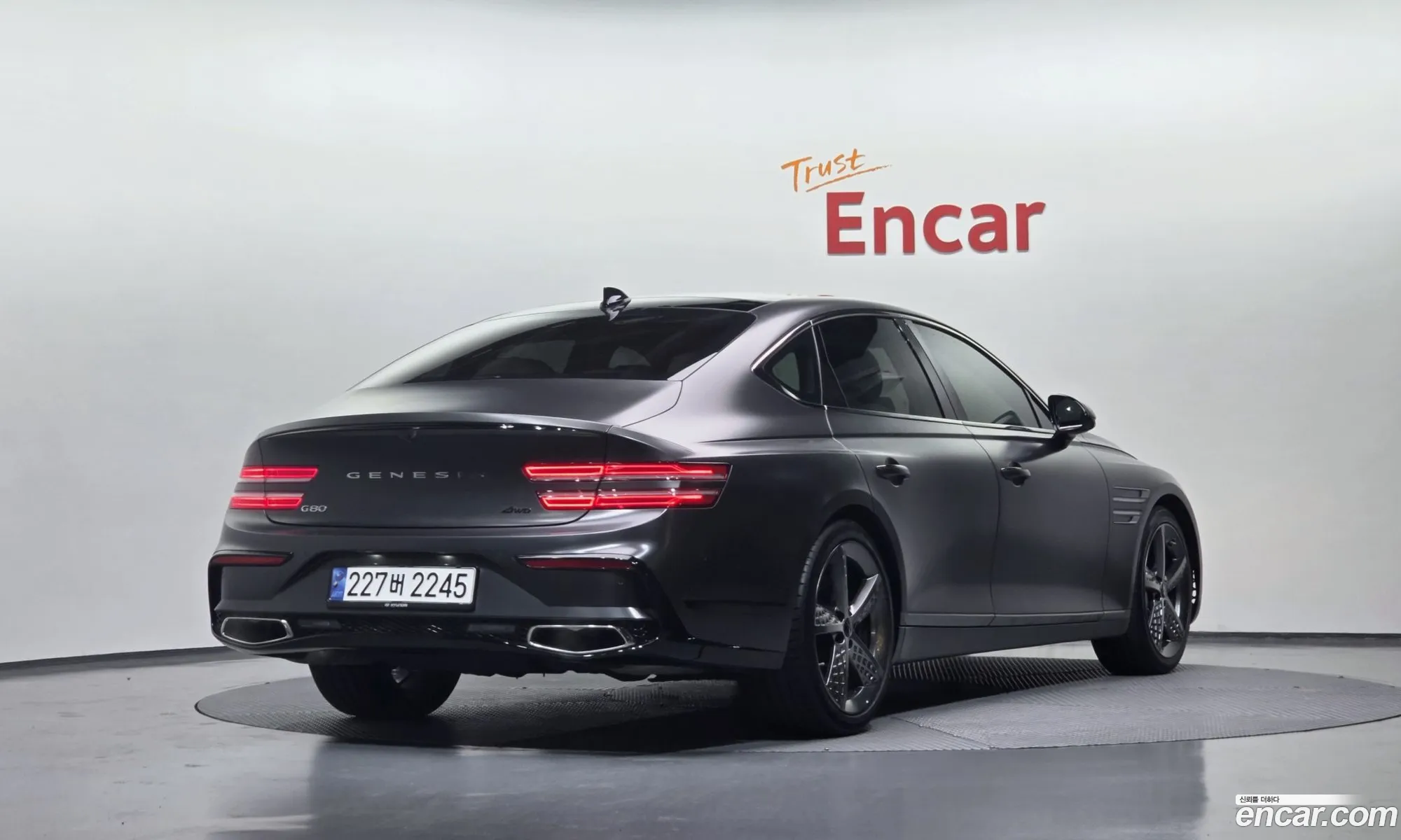 Genesis G80 2024 KMTGF41DDSU239001 — 3