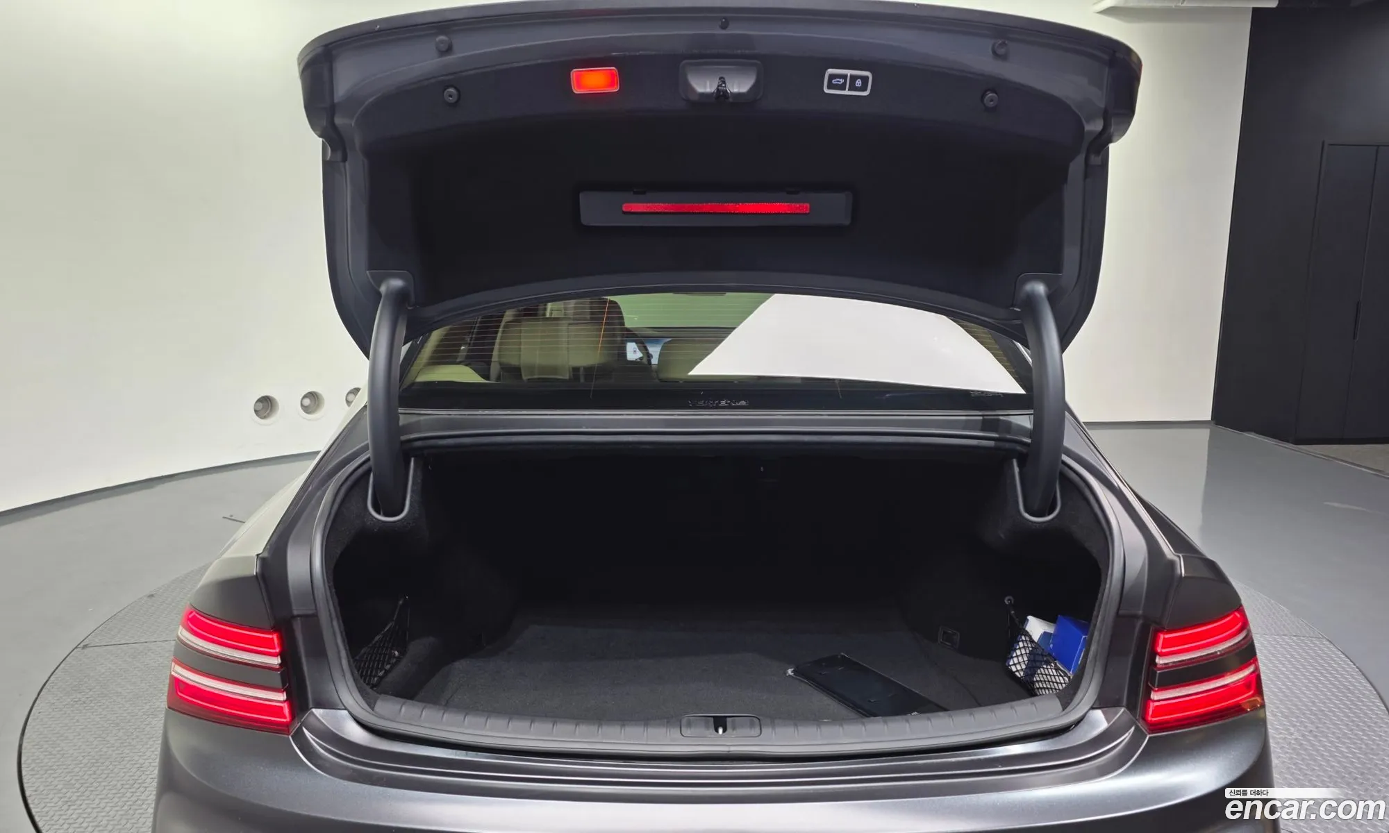 Genesis G80 2024 KMTGF41DDSU239001 — 19