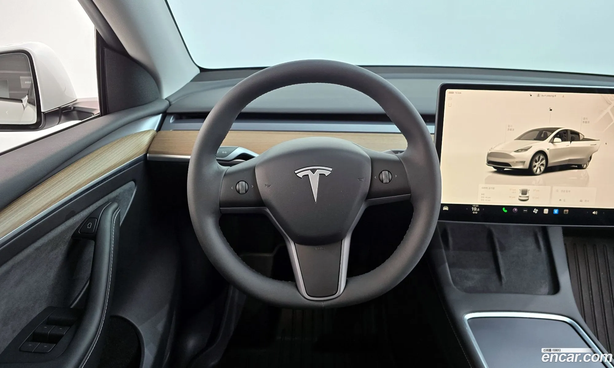 Tesla Model Y 2024 LRWYGCFS2RC416259 — 7