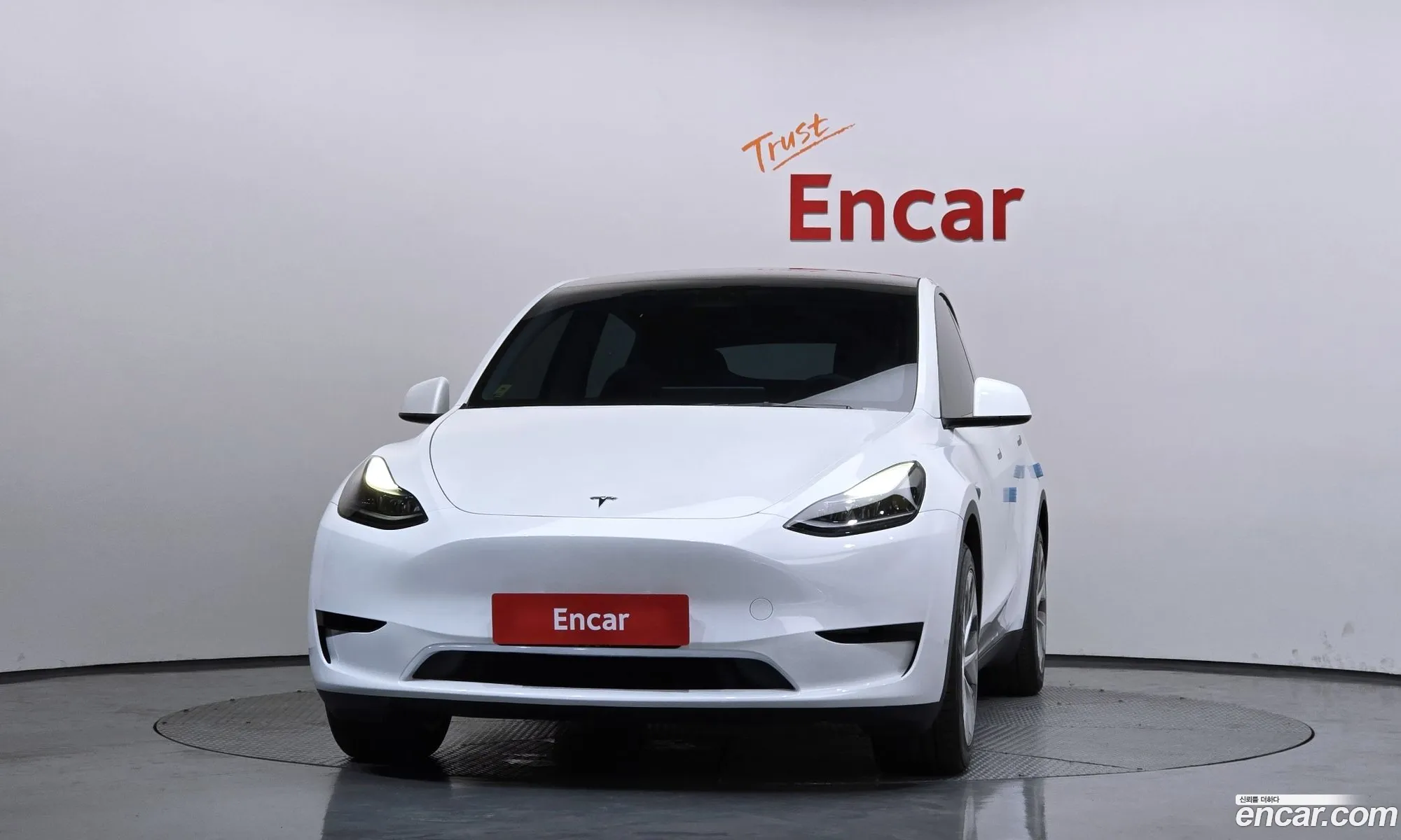 Tesla Model Y 2024 LRWYGCFS2RC416259 — 10
