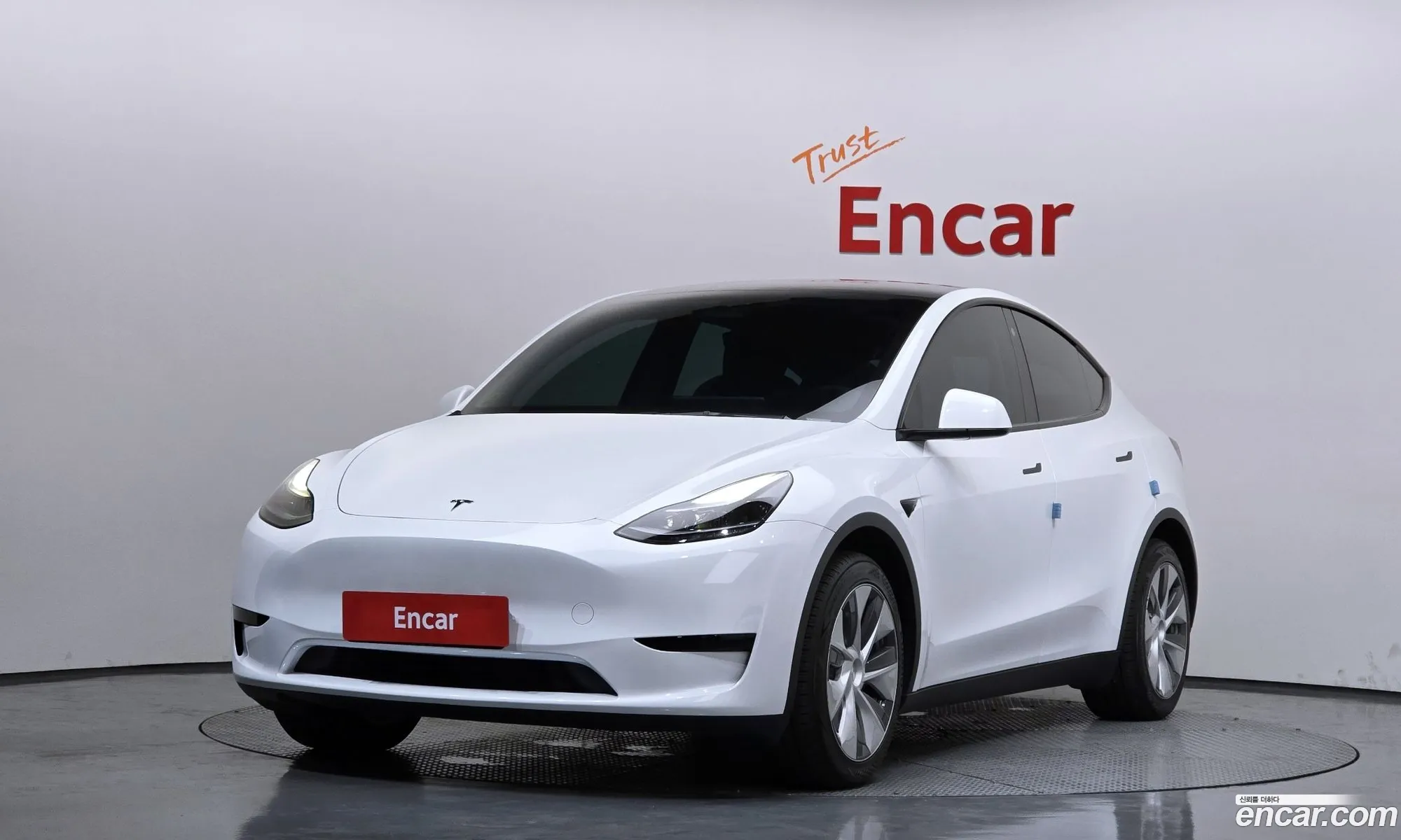 Tesla Model Y 2024 LRWYGCFS2RC416259 — 18