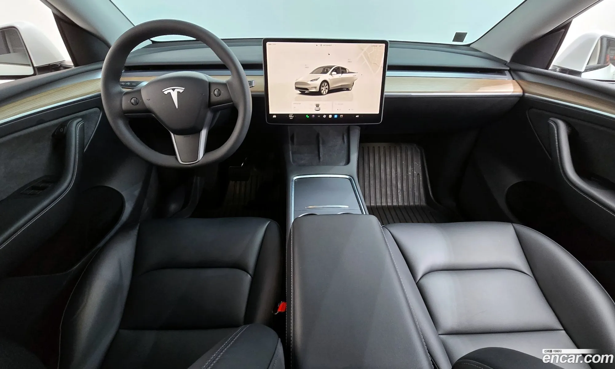 Tesla Model Y 2024 LRWYGCFS2RC416259 — 8