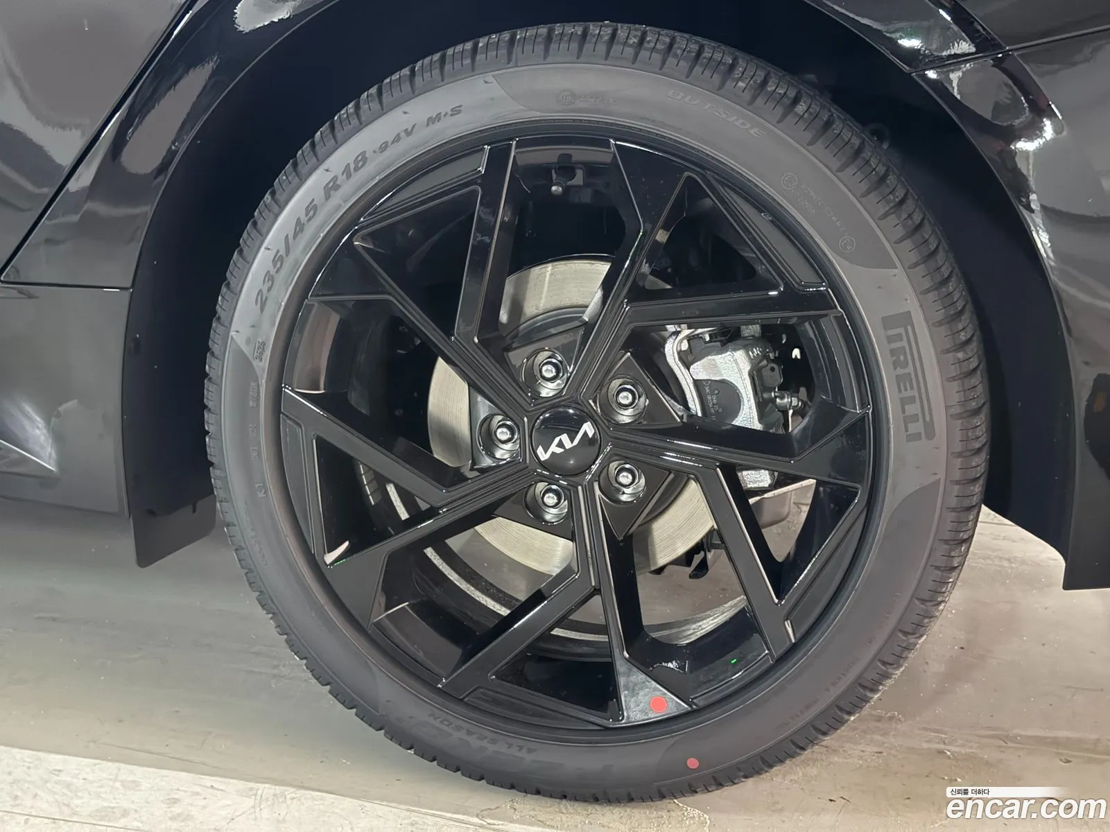 Kia K5 Hybrid 2025 — 4