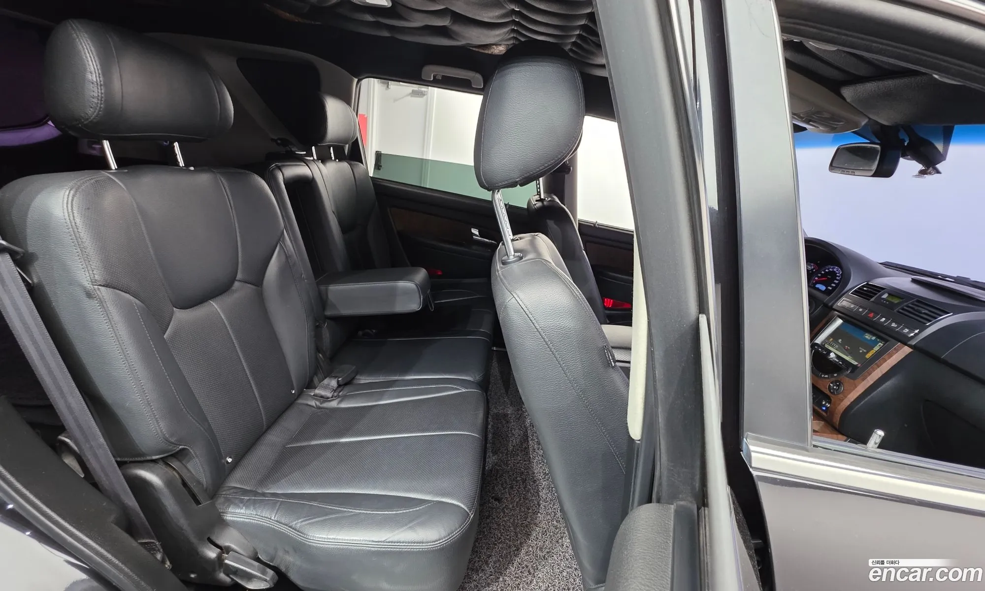 KG Mobility (SsangYong) Rexton W