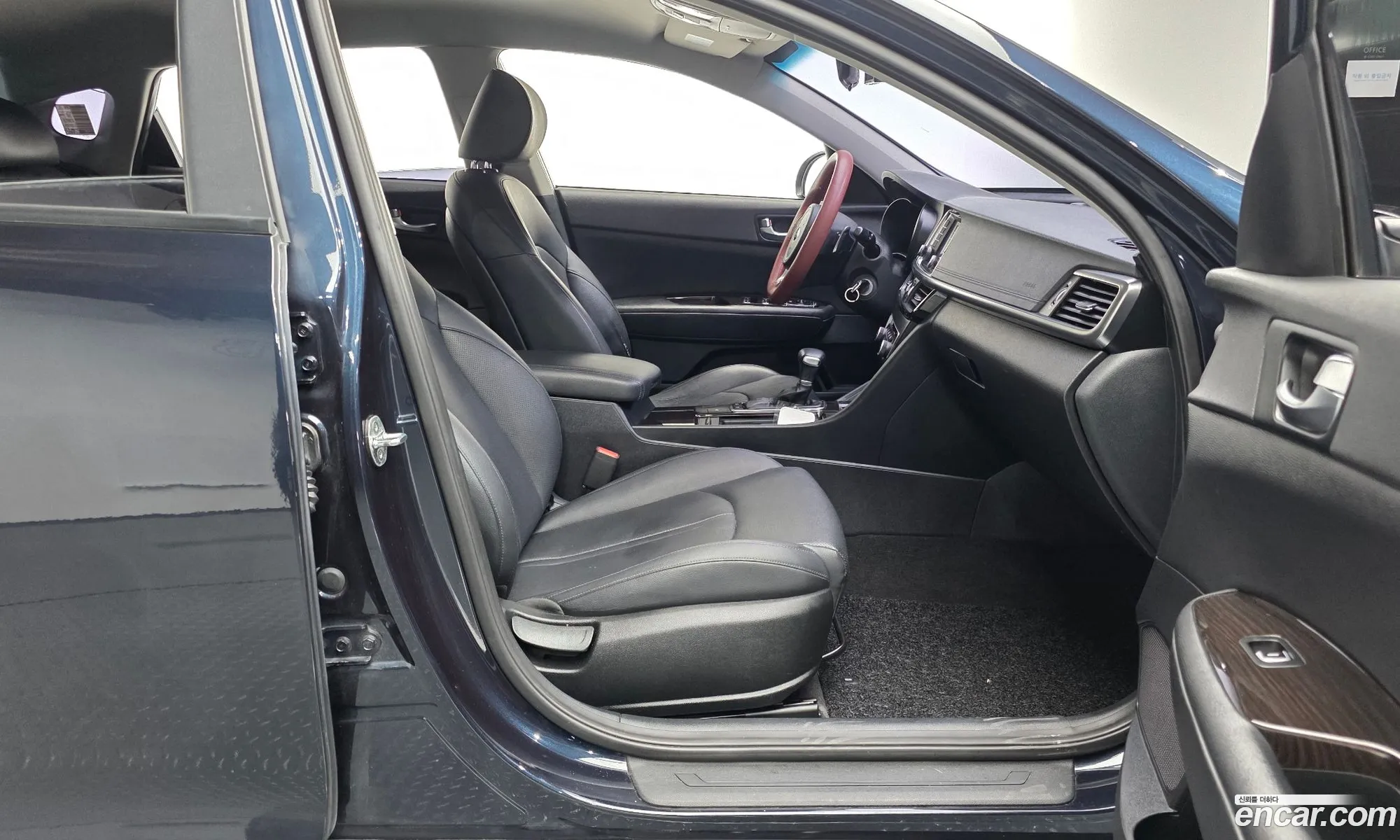 Kia K5 2015 KNAGT415GGA030858 — 26