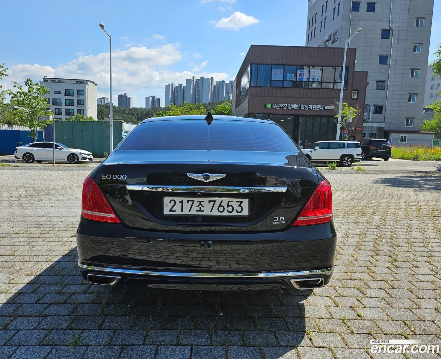 Genesis EQ900 2016 — 9