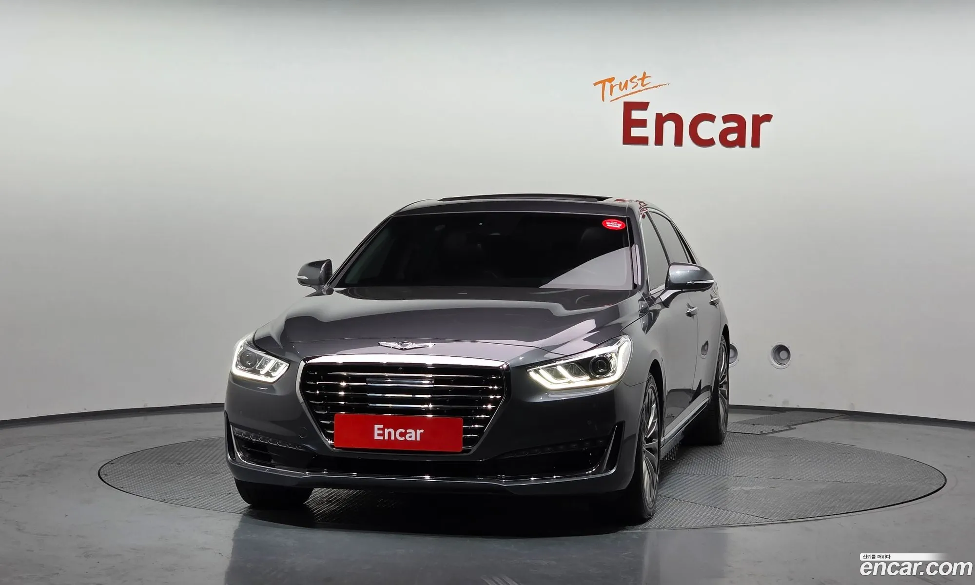 Genesis EQ900 2016 — 13