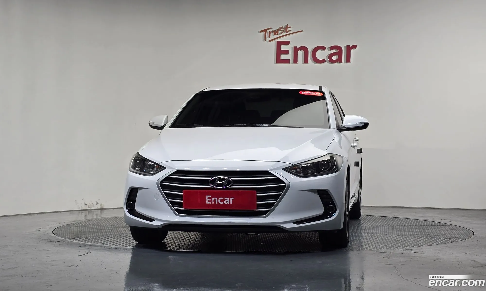 Hyundai Elantra AD 2017 — 29