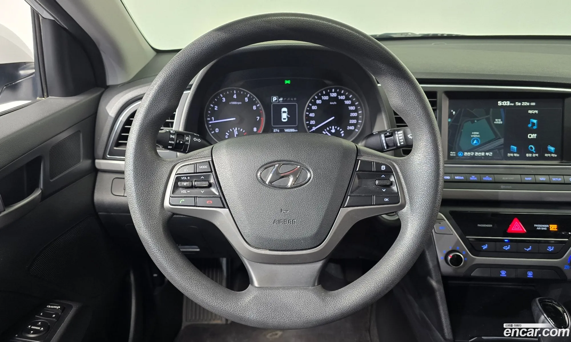 Hyundai Elantra AD 2017 — 4