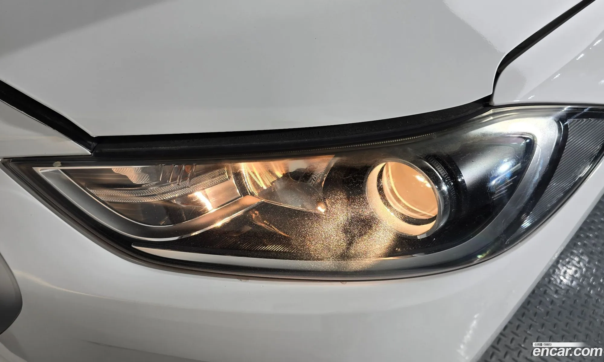 Hyundai Elantra AD 2017 — 25