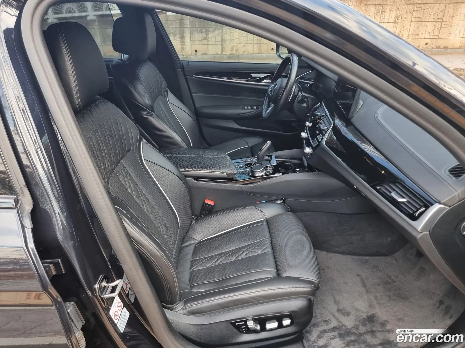 BMW 5 Series 2023 — 18