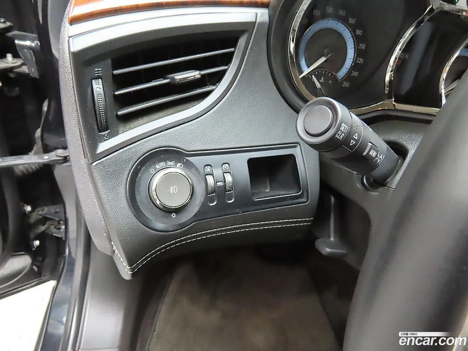 Chevrolet (GM Daewoo) Alpheon 2011 — 13
