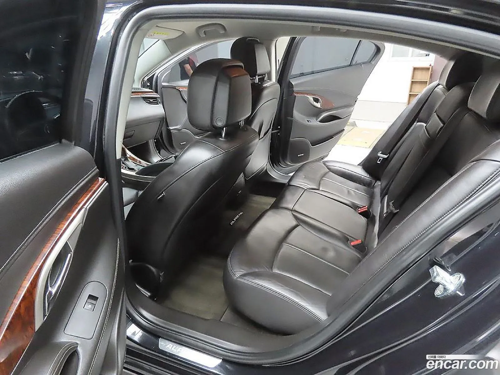 Chevrolet (GM Daewoo) Alpheon