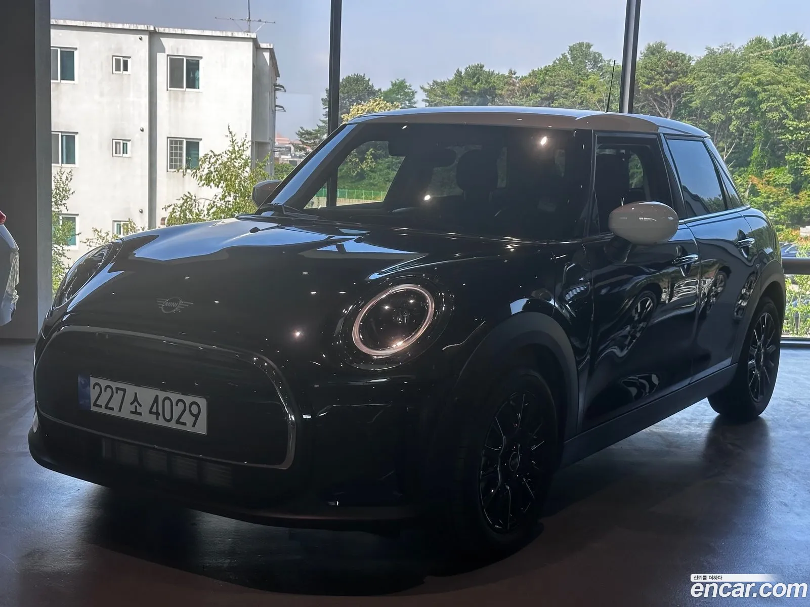 Mini Cooper 2024 — 13