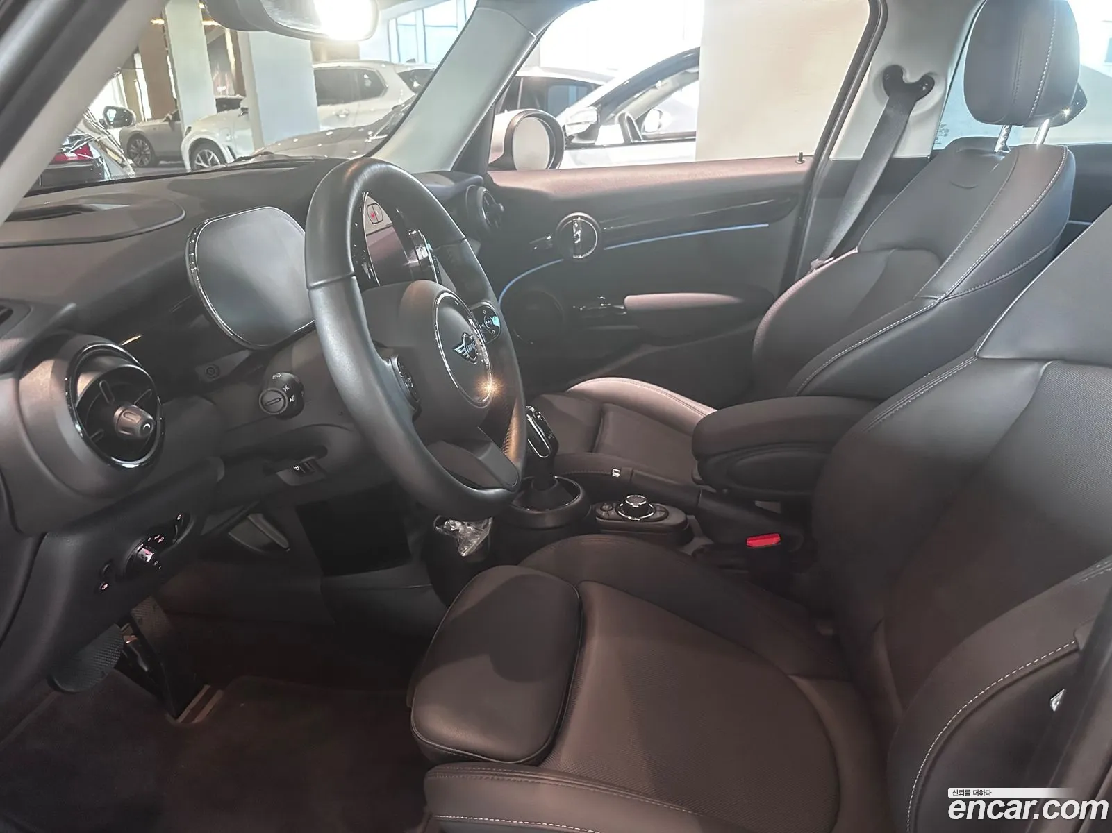 Mini Cooper 2024 — 15