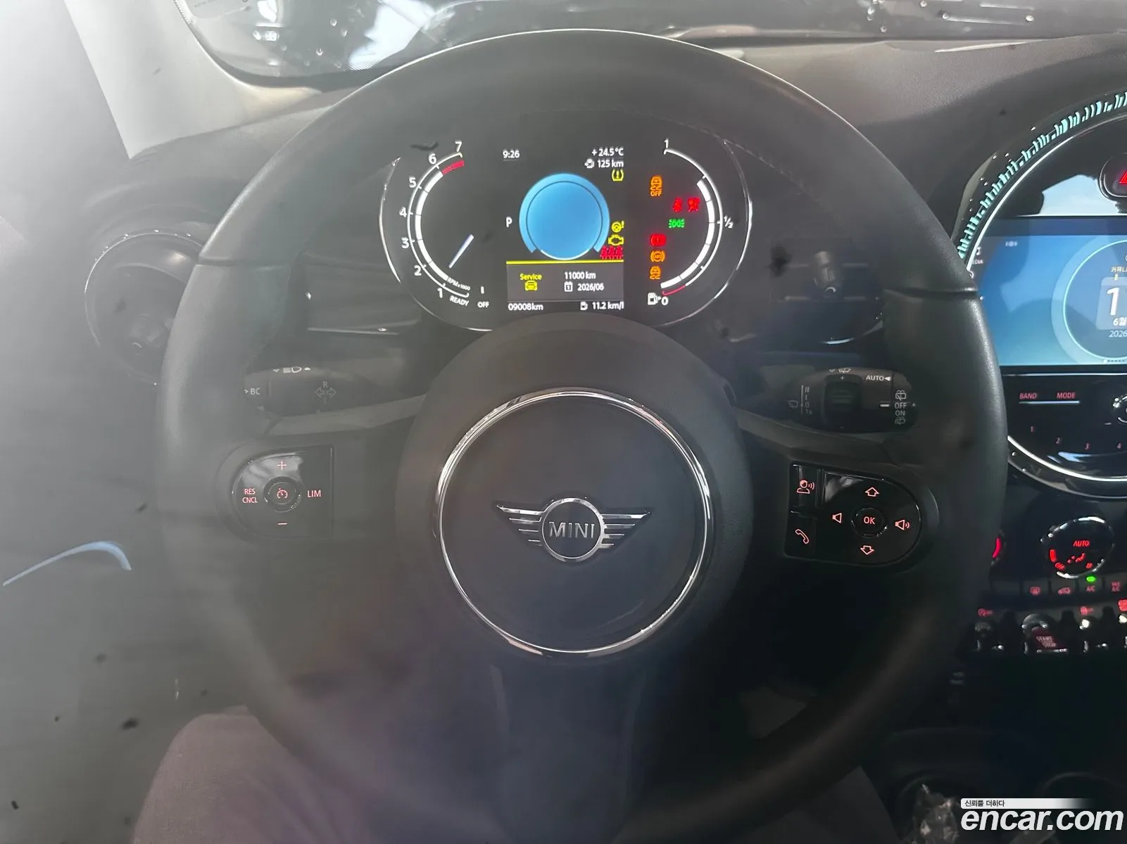 Mini Cooper 2024 — 8