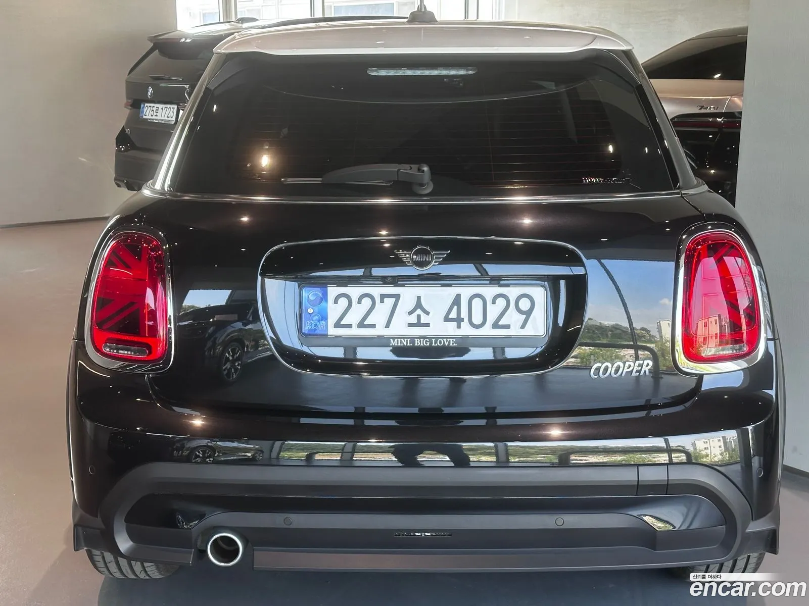 Mini Cooper 2024 — 4