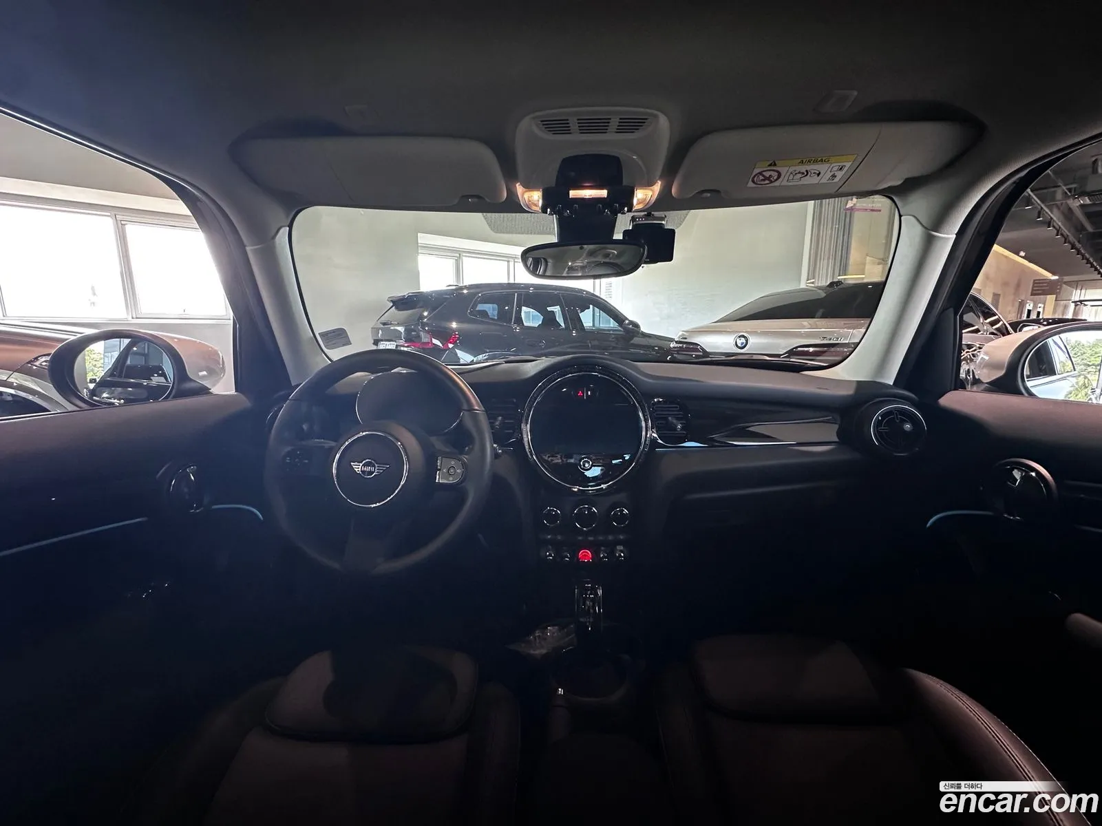 Mini Cooper 2024 — 2