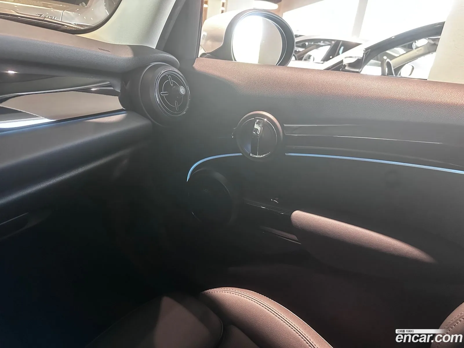 Mini Cooper 2024 — 10